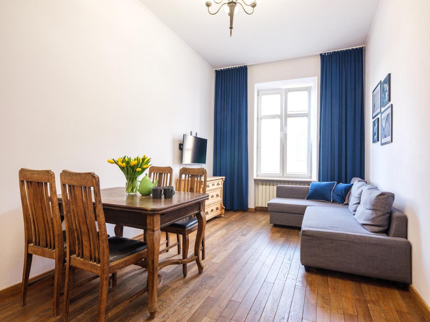 Tyzenhauz Apartments Krowoderska Street Krakov Exteriér fotografie